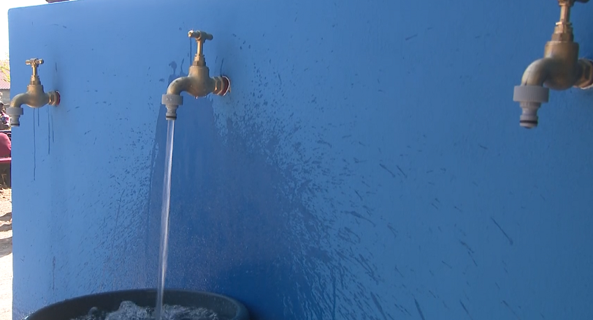 AGUA.png