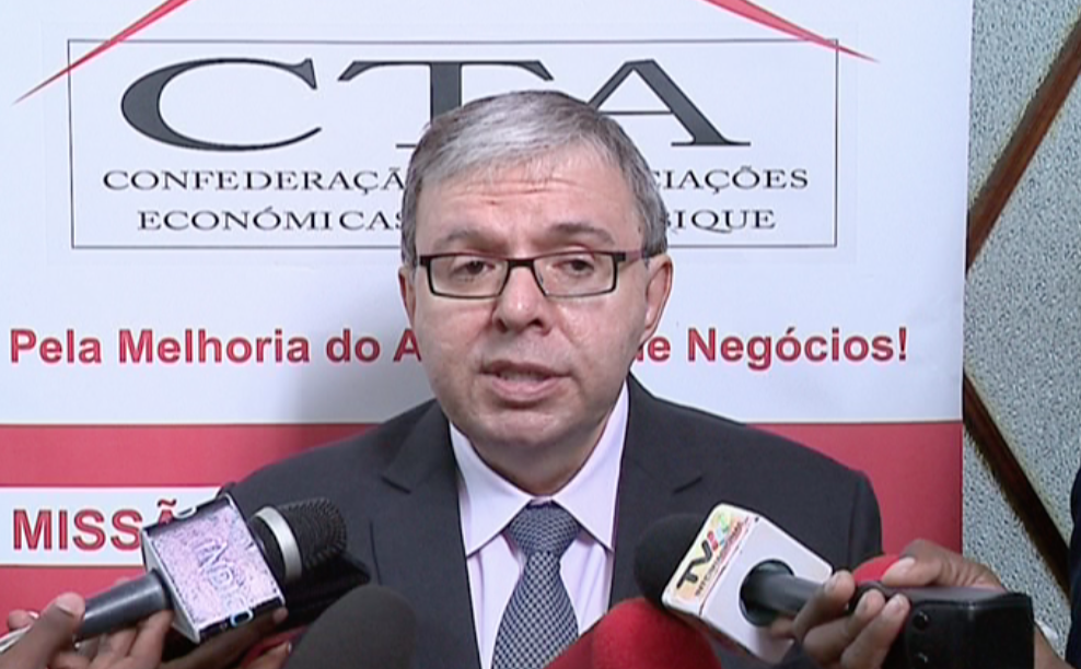 Captura de ecrã 2019-04-17, às 21.46.37.png
