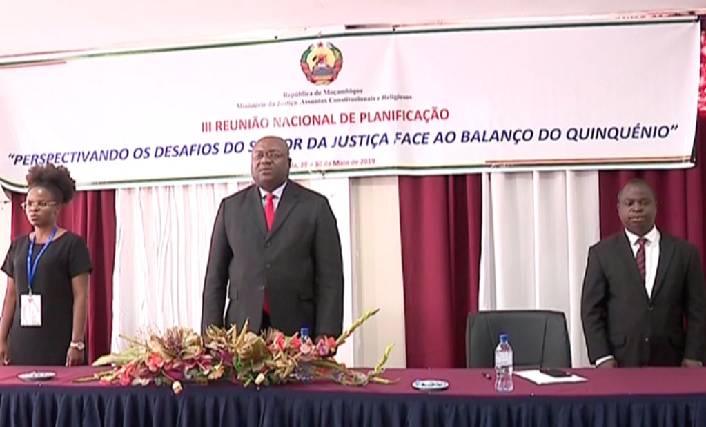 Captura de ecrã 2019-05-29, às 19.38.jpeg