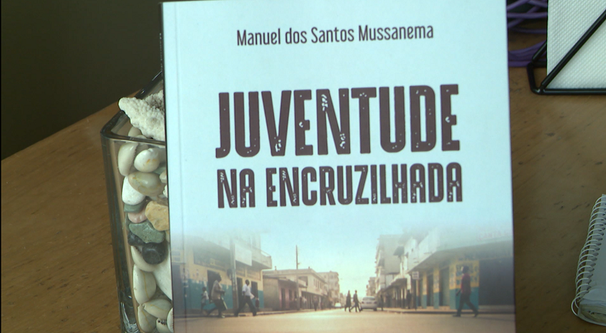 JUVENTUDE_NA_ENCRUZILHADA.png