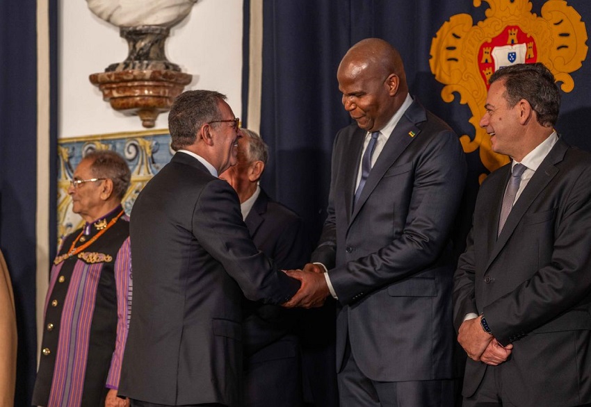 Presidente_da_República_participa_na_investidura_do_Presidente_eleito_de_Portugal4.jpg