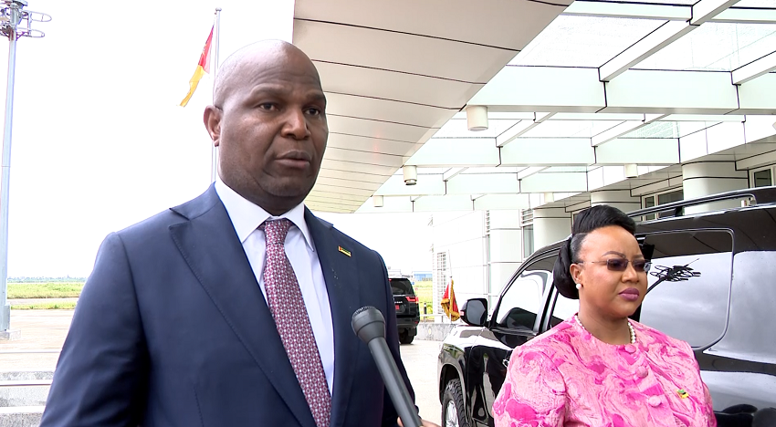 pr_regresso_a_mocambique.png